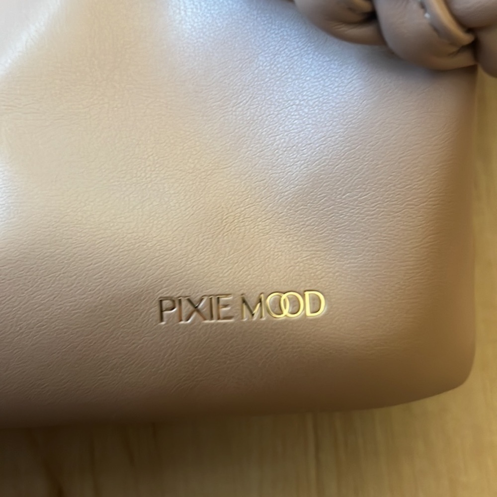 Pixie Mood Tiana Shoulder Bag in Sand - Picture 3 of 10